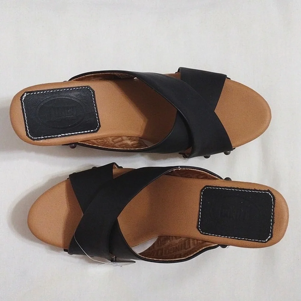 NWT Dingo Driftwood Studded Black Leather Platform Clog Sandals 10M Boho Western